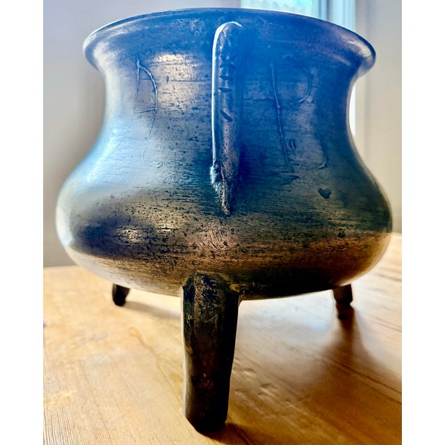 Antique Continental 1600s Bronze European Posnet, Cauldron Cast in Two Parts With Angular Handles and Tripod Feet, Maker’s Initials ‘A B’ For Sale In San Antonio - Image 6 of 12