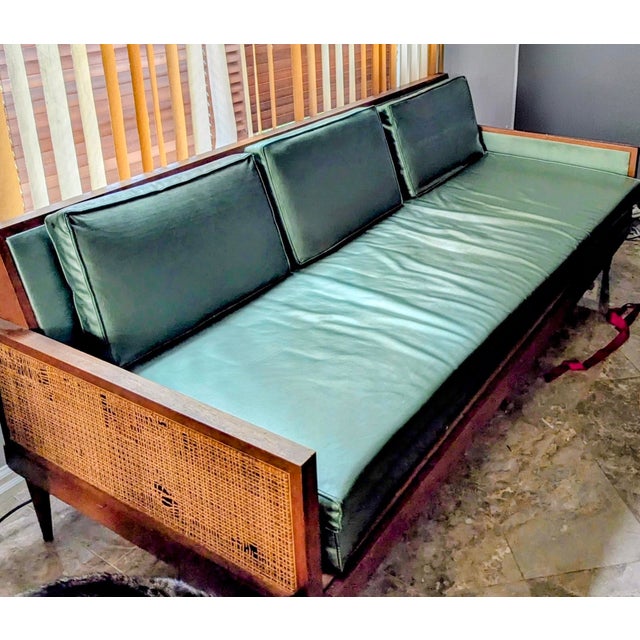 Stunning Emerald Green Mid-Century Modern Trundle Couch Sofa MCM For Sale - Image 4 of 8