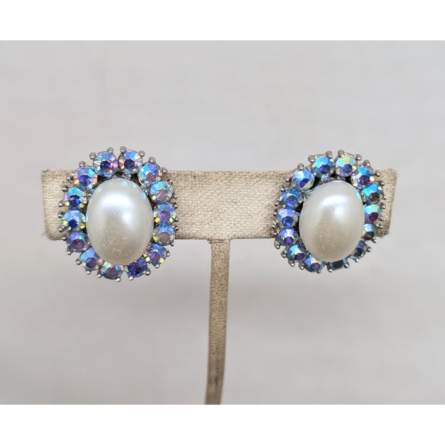 1950s Vintage 1950s Signed Crown Trifari Oval Faux-Pearl and Aurora Borealis Clip Earrings-2 Pieces For Sale - Image 5 of 7