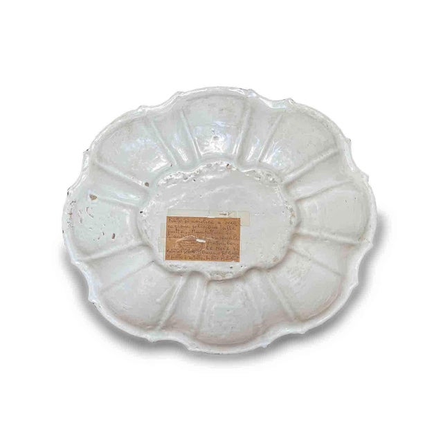18th Century Large Majolica Plate with Fruit Decoration from Manifattura Antonibon, 1750 For Sale - Image 5 of 7