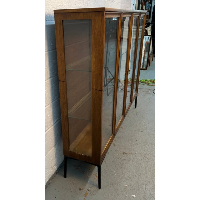 Broyhill Brasilia Broyhill Brasilia Mid-Century Modern Glass Display Hutch For Sale - Image 4 of 16