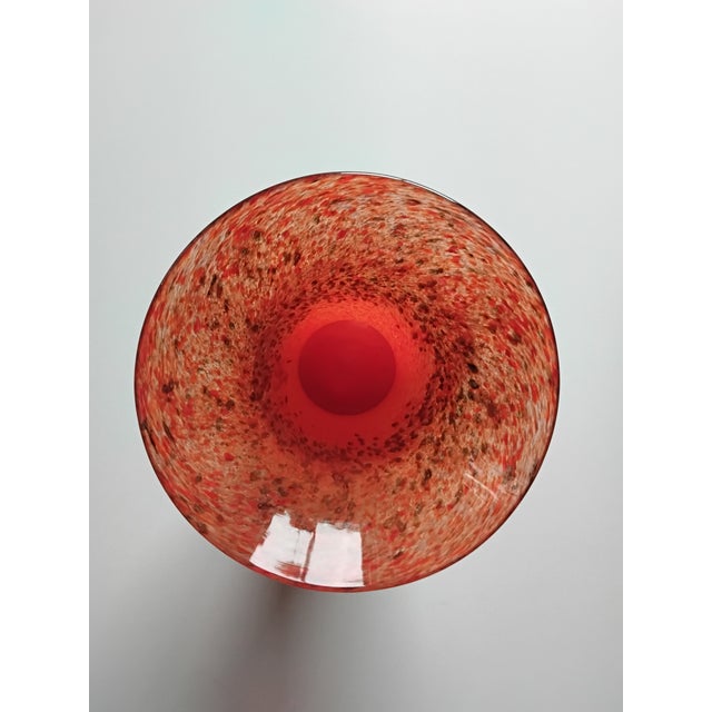 1950s Scottish Orange Art Glass Vase with Gilt Aventurines from Vasart, 1950s For Sale - Image 5 of 6