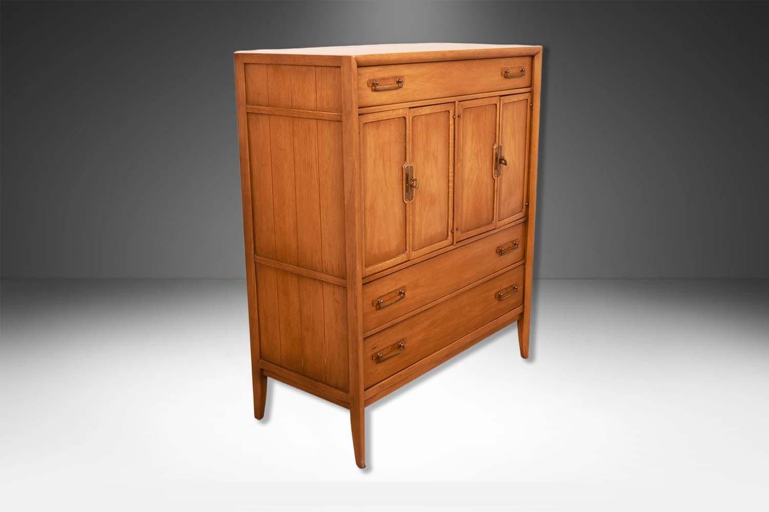 1960s Mid-Century Drexel Dresser Gentleman's Chest Meridian