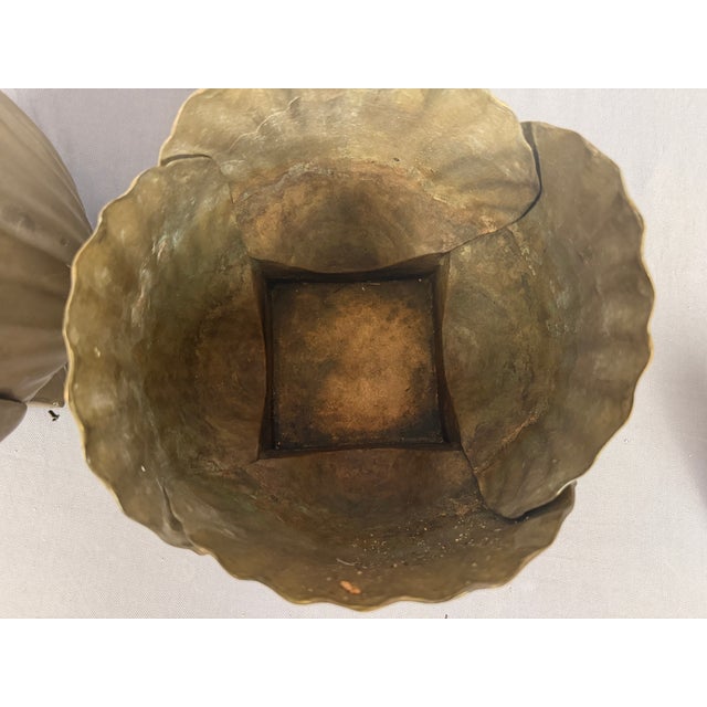 Pair of 1970s Hollywood Regency Brass Seashell Planters For Sale - Image 9 of 11