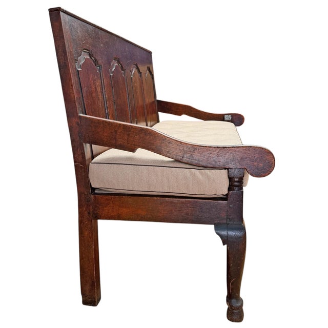 Brown Early 18th Century English Oak Settle For Sale - Image 8 of 17
