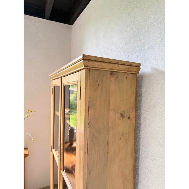 Vintage Display Cabinet in Pine and Glass, 1950 For Sale - Image 16 of 18