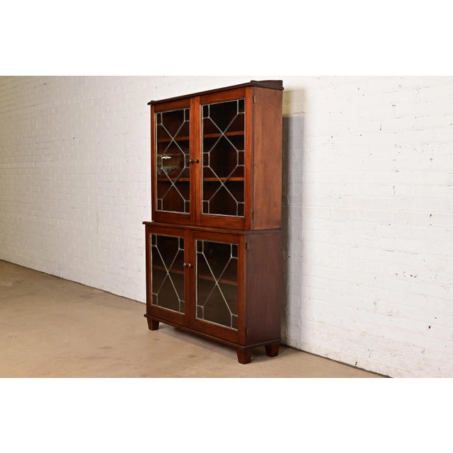 Mission R. J. Horner Style Antique Arts & Crafts Mahogany Leaded Glass Bookcase, Circa 1920s For Sale - Image 3 of 12