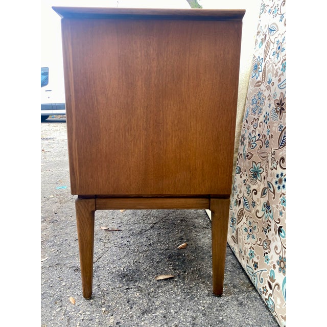 Wood 1960s Small Credenza by Century Furniture. For Sale - Image 7 of 12