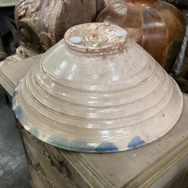 Cream Mid 20th Century Cream, Blue and Pistachio Green Ceramic Bowl From Spain For Sale - Image 8 of 9