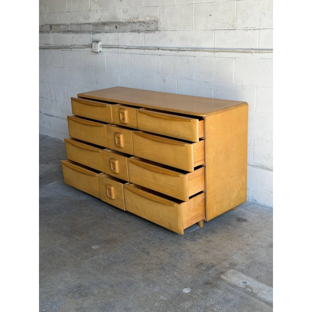 Heywood Wakefield Maple Dresser Wooden Lowboy Chest of Drawers Mid-Century Modern 1950s For Sale In Los Angeles - Image 6 of 12
