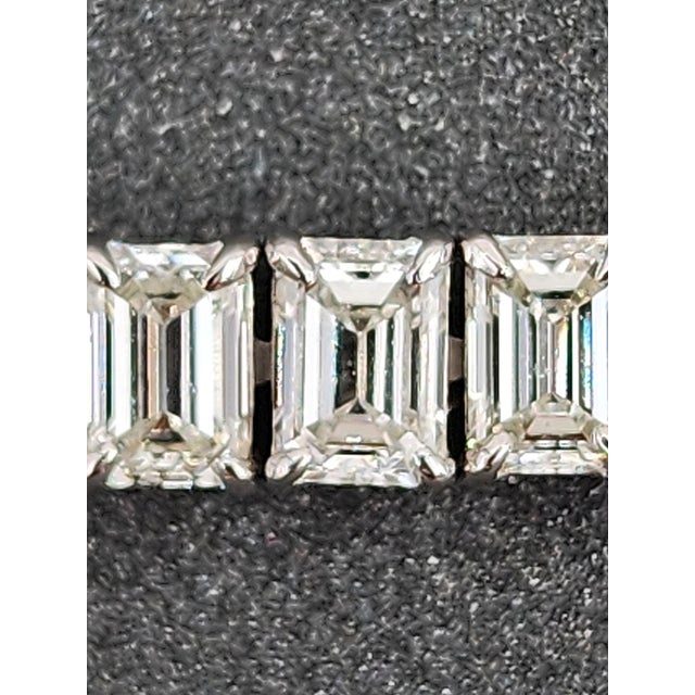 9.28 Ct Emerald Cut Diamond Tennis Bracelet For Sale - Image 4 of 8