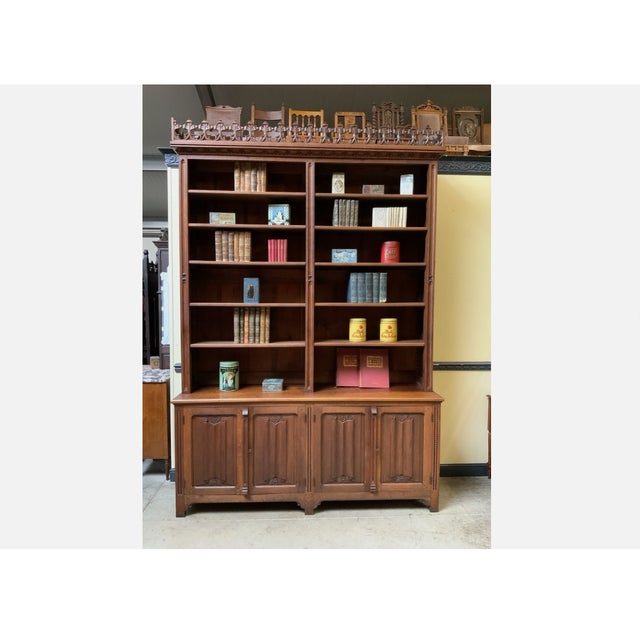 Age: circa 1880 Wood type: solid oak Condition: very good, meticulously maintained, fully restored original condition...