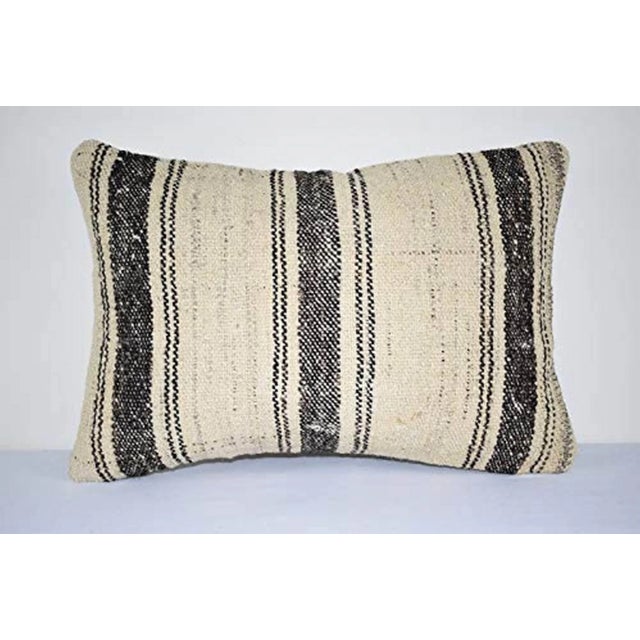 Vintage Turkish Kilim Rug Pillow in Natural For Sale In Philadelphia - Image 6 of 6