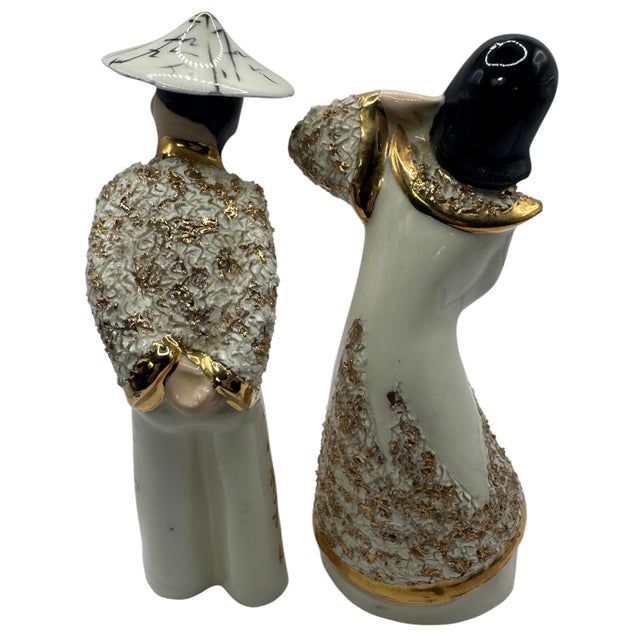 1940s Vintage 1949 Asian Figurine Set – Hand-Painted White & Gold For Sale - Image 5 of 12