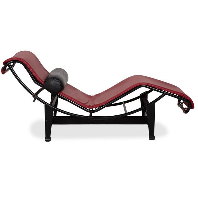 Bauhaus LC 4 Leather Chaise Lounge in Red by Le Corbusier for Cassina For Sale - Image 12 of 16