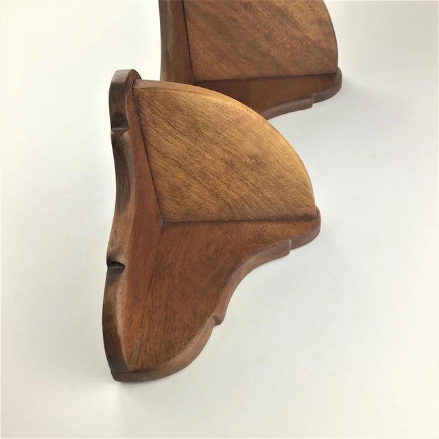 1960’s Cushman Maple Corner Curio Shelf For Sale In Portland, ME - Image 6 of 13