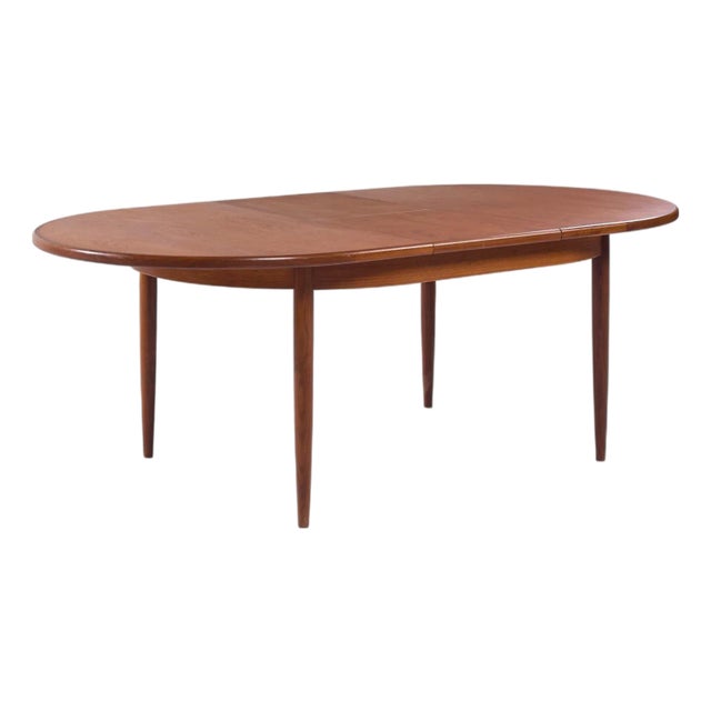 G Plan Mid Century Teak Hidden Leaf Expanding Dining Table For Sale