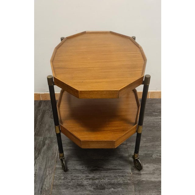 Spiivande trolley divisible into 2. Functional trolley ideal such as bar mobile or support surface in the room or living...