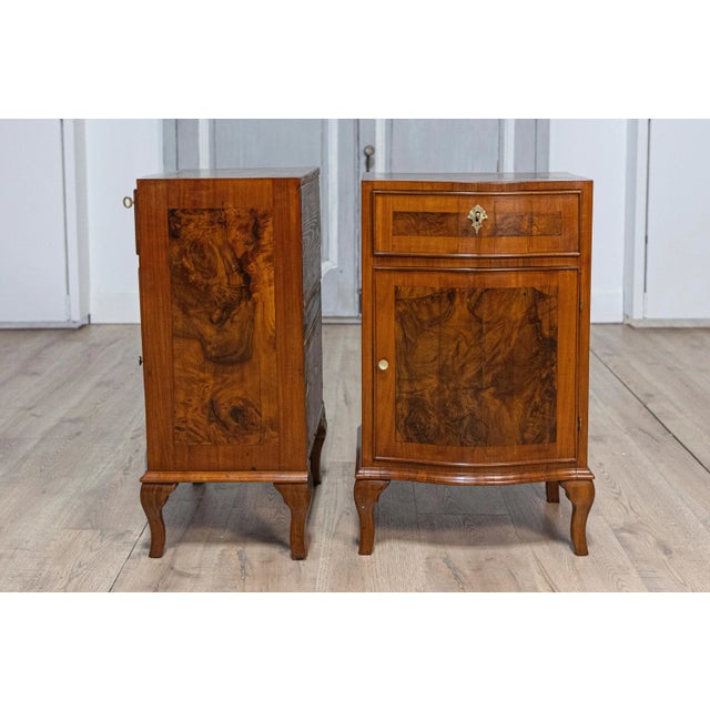 Wood Italian 19th Century Serpentine Front Bedside Tables with Burled Walnut - a Pair For Sale - Image 7 of 12