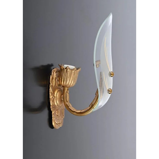 Italian Sconces in Gilded Bronze and Glass, Italy, 1950s, Set of 2 For Sale - Image 4 of 11