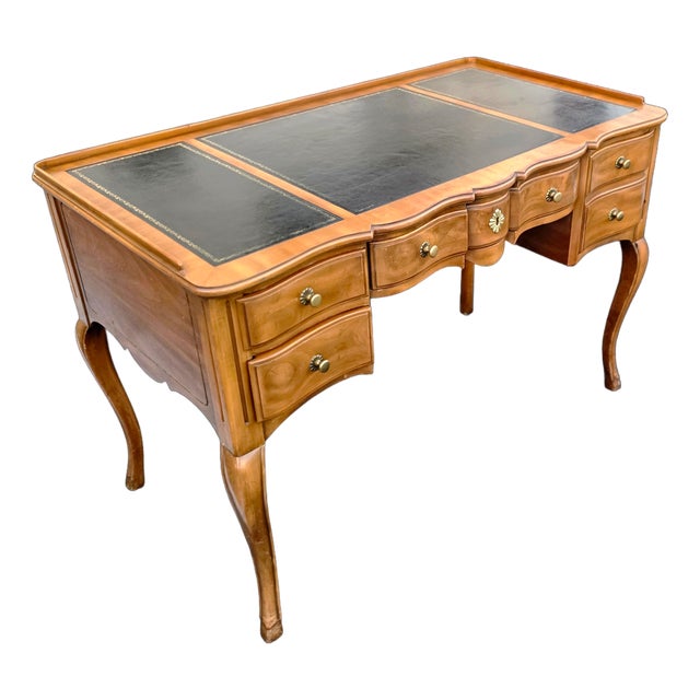 Fine Wm. A. Berkey Figured Cherry Leather-Top Louis XV Style Writing Desk for John Widdicomb, Circa 1950 For Sale