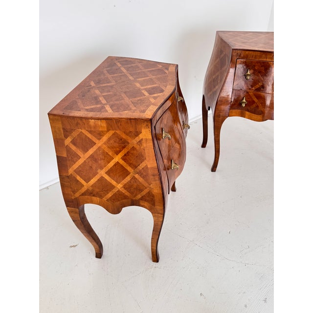 Pair of Italian Bombe Commodini W Geometric Marquetry and Brass Hardware, 1950s For Sale - Image 13 of 16