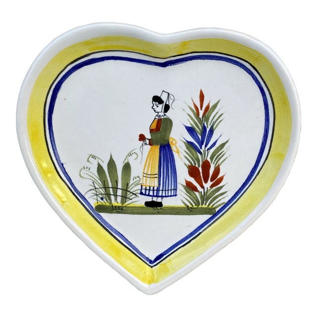 French Miniature Quimper Heart Plate Circa 1950 For Sale