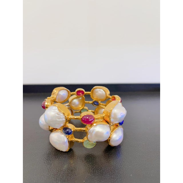 Baroque Bochic "Capri" Baroque South Sea Pearl & Ruby set 22k Gold & Silver Bangle For Sale - Image 3 of 18