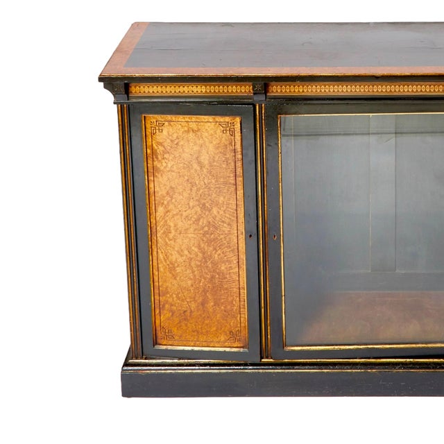Late 18th Century Antique French Inlaid Walnut Victorian Style Front Glass Door Display Cabinet For Sale - Image 5 of 10