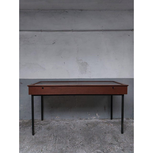 Mid-Century Display Case, 1960 For Sale - Image 9 of 18