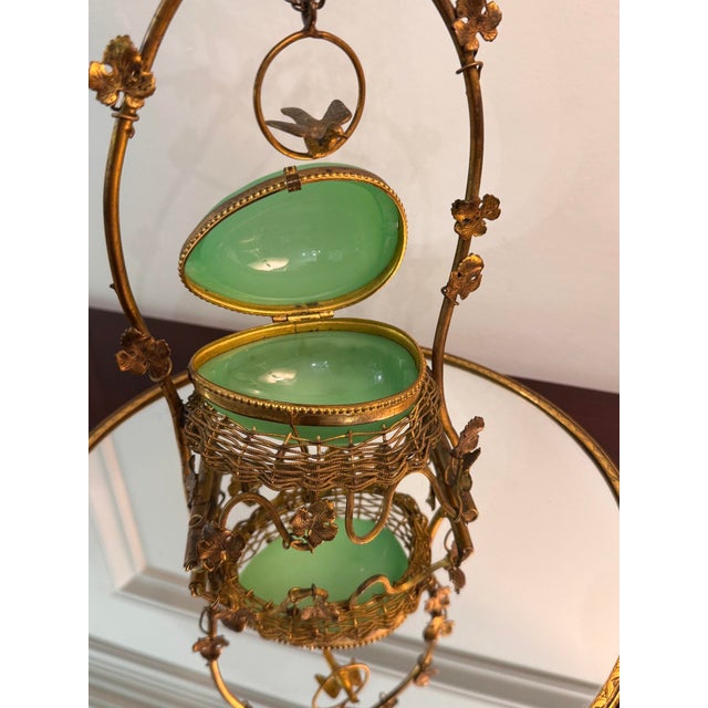 Art Nouveau Antique French Opaline Casket Gilt Nest and Ivy Canopy Stand, Palais-Royal Taste, Uranium Glass For Sale - Image 3 of 18