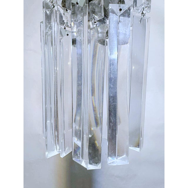 Traditional Vintage Elegant Crystal Chandelier With Colonial Crystals For Sale - Image 3 of 9