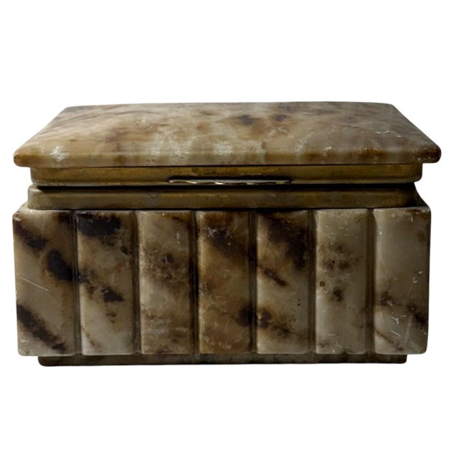Stone 1940s Italian Fluted Alabaster Jewelry Box For Sale - Image 7 of 9