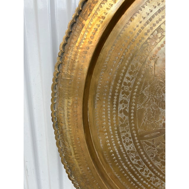 36” circular! Very large size tray. There is an inner circle on the back which protrudes out and has a diameter of 29”. If...
