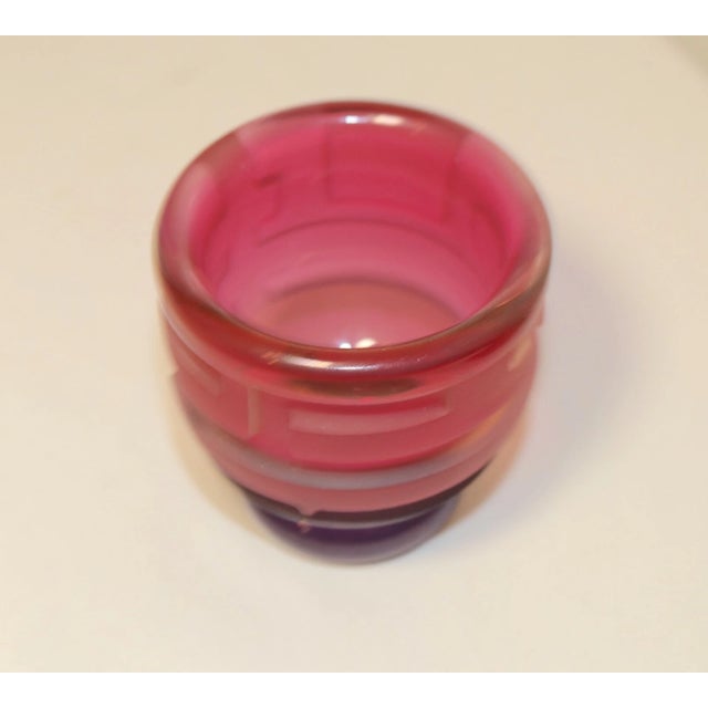 Share Vintage 1988 Hand Blown James Parsons Art Deco Art Studio Glass Sake Cup Cameo For Sale - Image 4 of 8