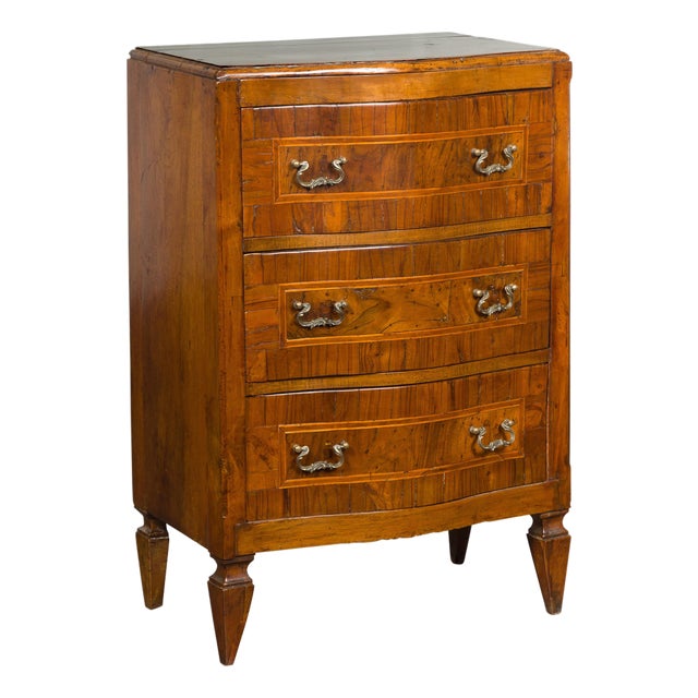 Italian 1800s Petite Walnut Three-Drawer Bow Front Chest with Banding For Sale