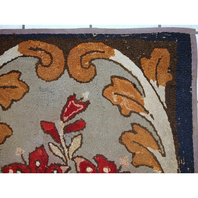 1900 - 1909 1900s Handmade Antique American Hooked Rug 2.4' X 4.1' For Sale - Image 5 of 10