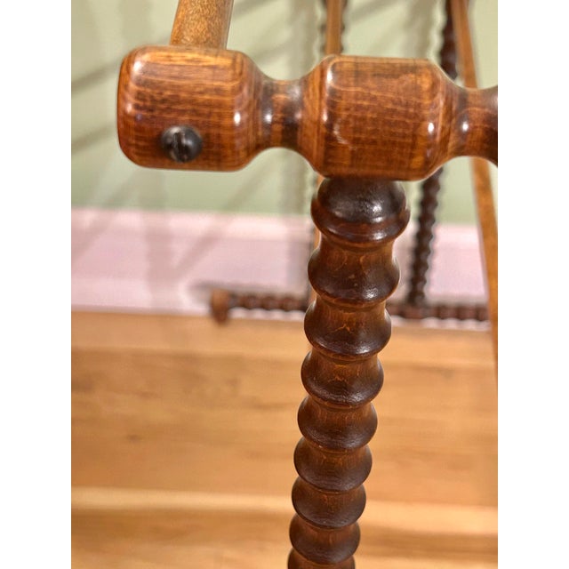 Late Victorian Spindle-Turned Walnut Blanket Rack / Towel Stand – All Wood, Bobbin Turned, C. 1890–1910 For Sale - Image 9 of 11