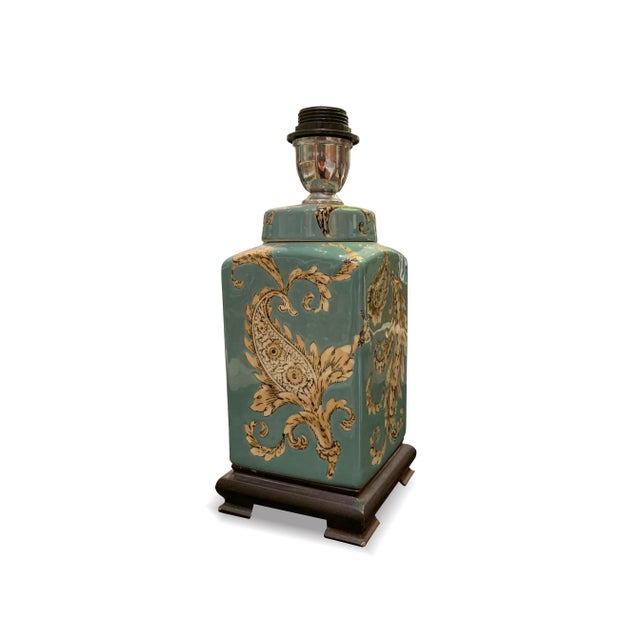 Early 21st Century Medium Size Asian Grayish Blue/Taupe Print Porcelain Table Lamp For Sale - Image 4 of 6