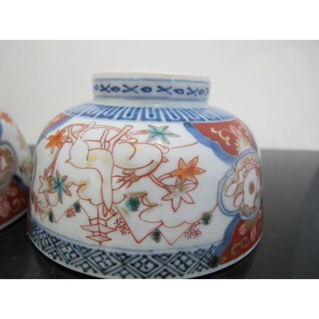 Japanese Meiji Imari Porcelain Deer & Butterfly Soup Rice Bowl With Lid Pair For Sale - Image 9 of 15