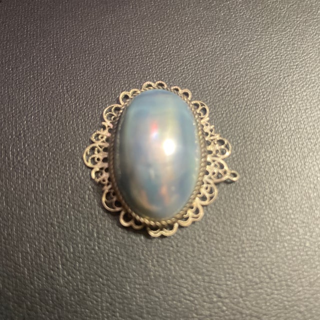 Coque De Perle (French for "Pearl Shell") Is an Antique Faux Pearl Crafted During the Georgian Era For Sale - Image 4 of 6