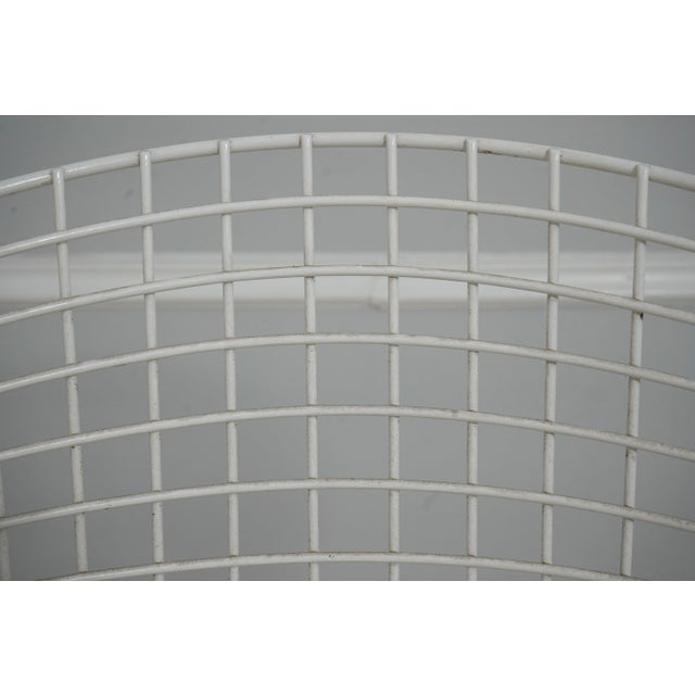 Harry Bertoia for Knoll Pair of White Wire Frame Bar Stools For Sale - Image 12 of 18