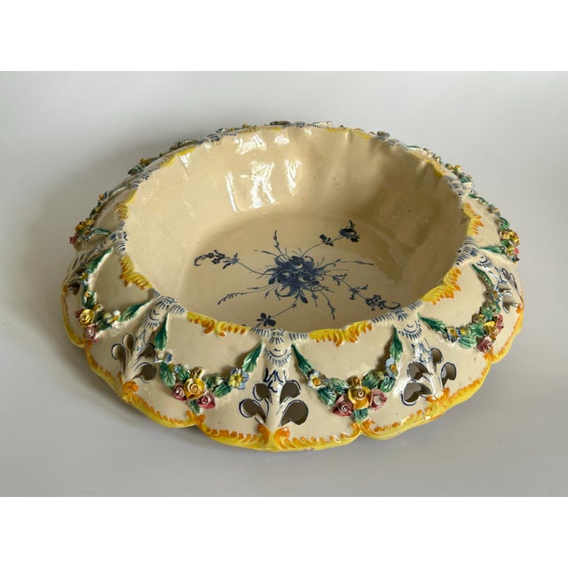 Antique Italian Nove Agostinelli & Dal Prà Majolica Floral Reticulated Centerpiece Bowl, C. 1920s–1930s For Sale In Los Angeles - Image 6 of 12