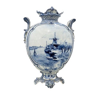 18th Century Dutch Delft Blue Vase For Sale