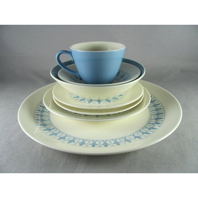 Mid-Century Modern 1960s Homer Laughlin Turquoise Fleur De Lys Service for 8 Dinnerware Set - 56 Piece For Sale - Image 3 of 13
