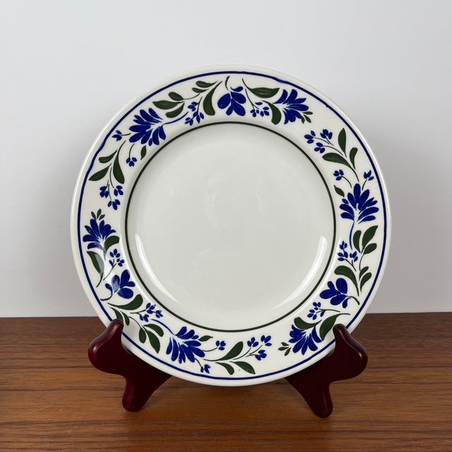 Vintage Dessert Plates from Churchill England, 1970, Set of 6 For Sale - Image 4 of 10