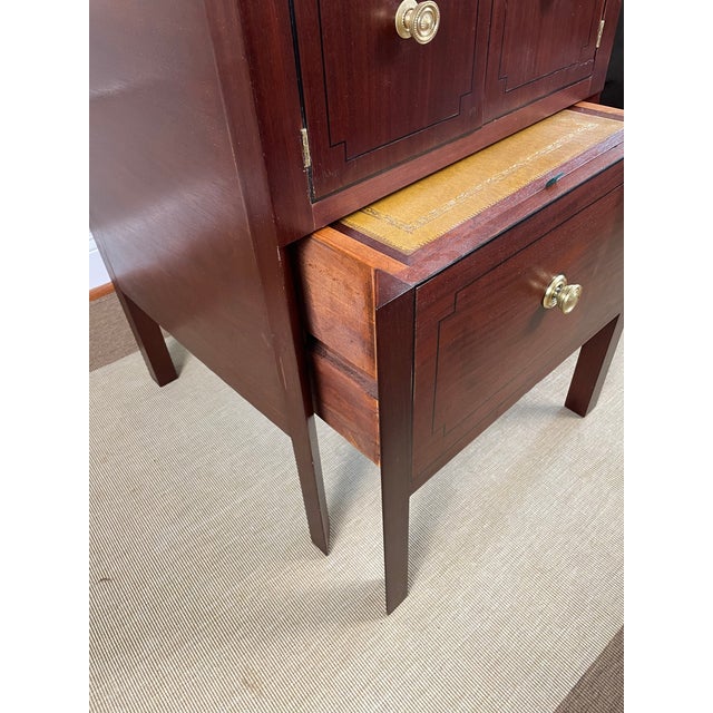 Late 18th Century Rosewood and Mahogany Night Table / Basin Stand For Sale - Image 12 of 16