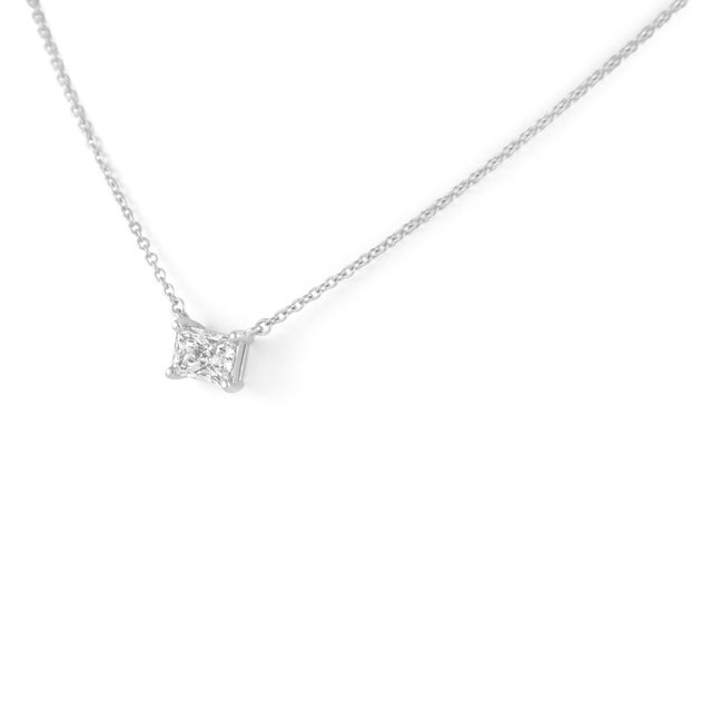 Modern Alexander Beverly Hills 1.01ct Diamond Solitaire Pendant Necklace White Gold For Sale - Image 3 of 4