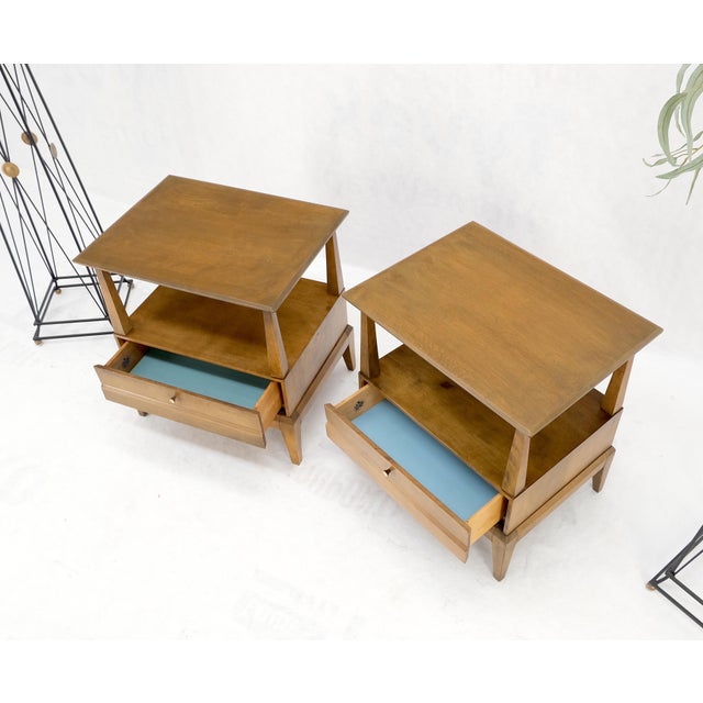 Pair Heywood Wakefield Mid-Century Modern One Drawer Nightstands End Tables Mint For Sale - Image 6 of 17