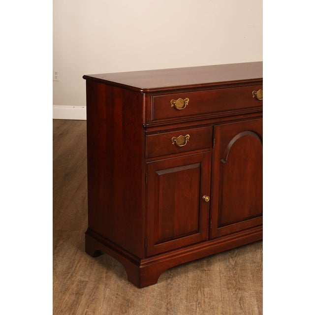 Pennsylvania House Vintage Traditional Cherry Sideboard For Sale In Philadelphia - Image 6 of 18